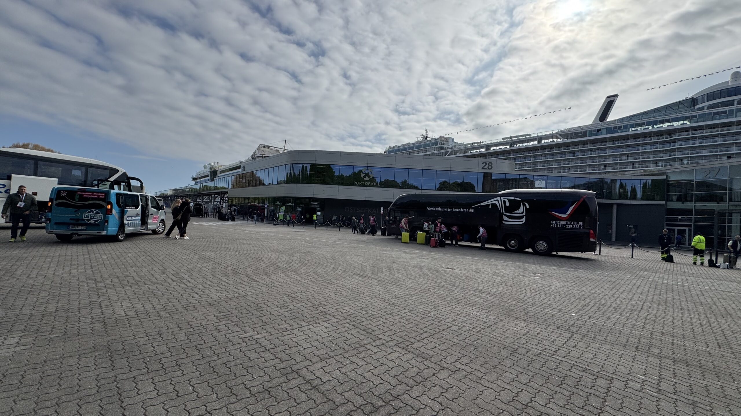 Aida Shuttle Parken Kiel Flughafen Erfahrungen www.kreuzfahrtlupe.de